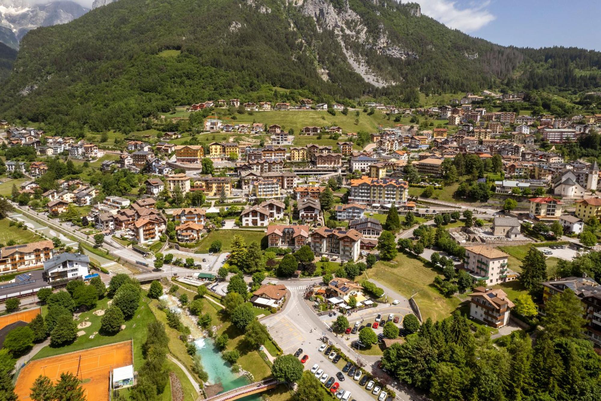 Hotel Lido - Slow & Natural Living Molveno Kültér fotó